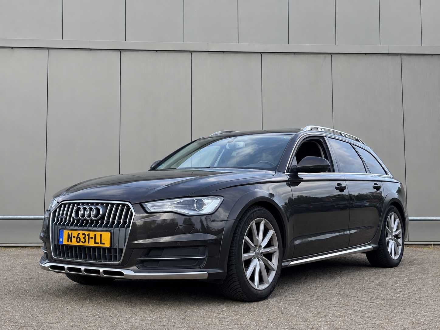 2016 Audi A6 allroad quattro 3.0 TDI Prem. Ed Personenauto, Auto's, Automaat, Gebruikt, Euro 6, 226 €/maand