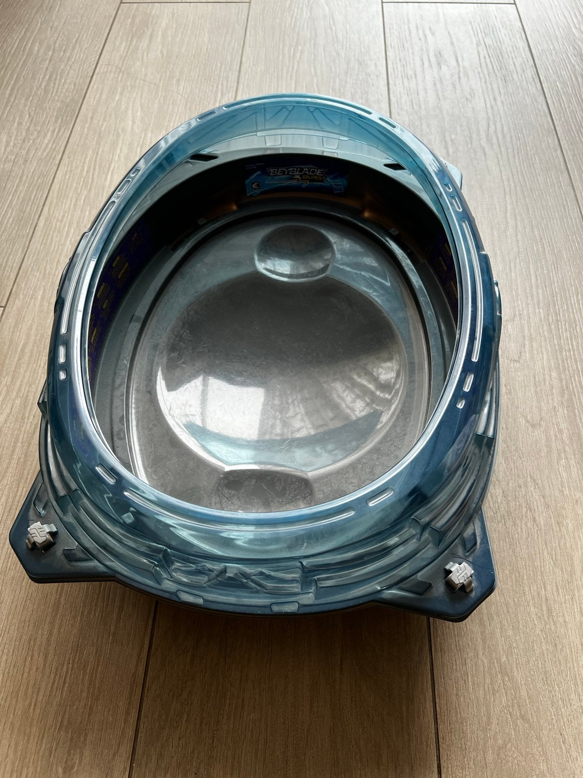 Beyblade Burst Stadion met 2 Beyblades en Starters, Verzenden, Gebruikt, Jongen of Meisje