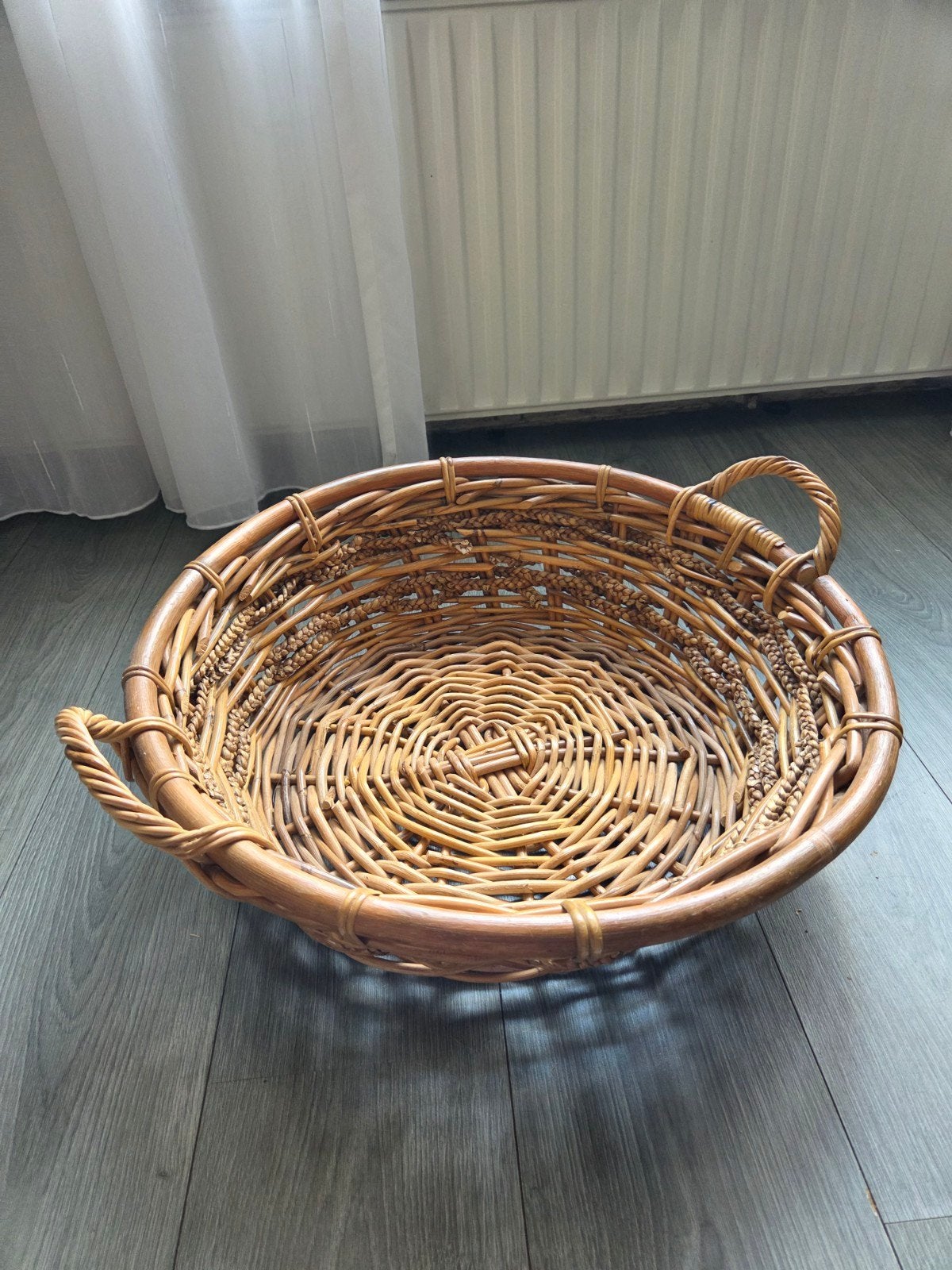 Grote rieten mand met handvatten, Ophalen, Gebruikt, Mand, Rond