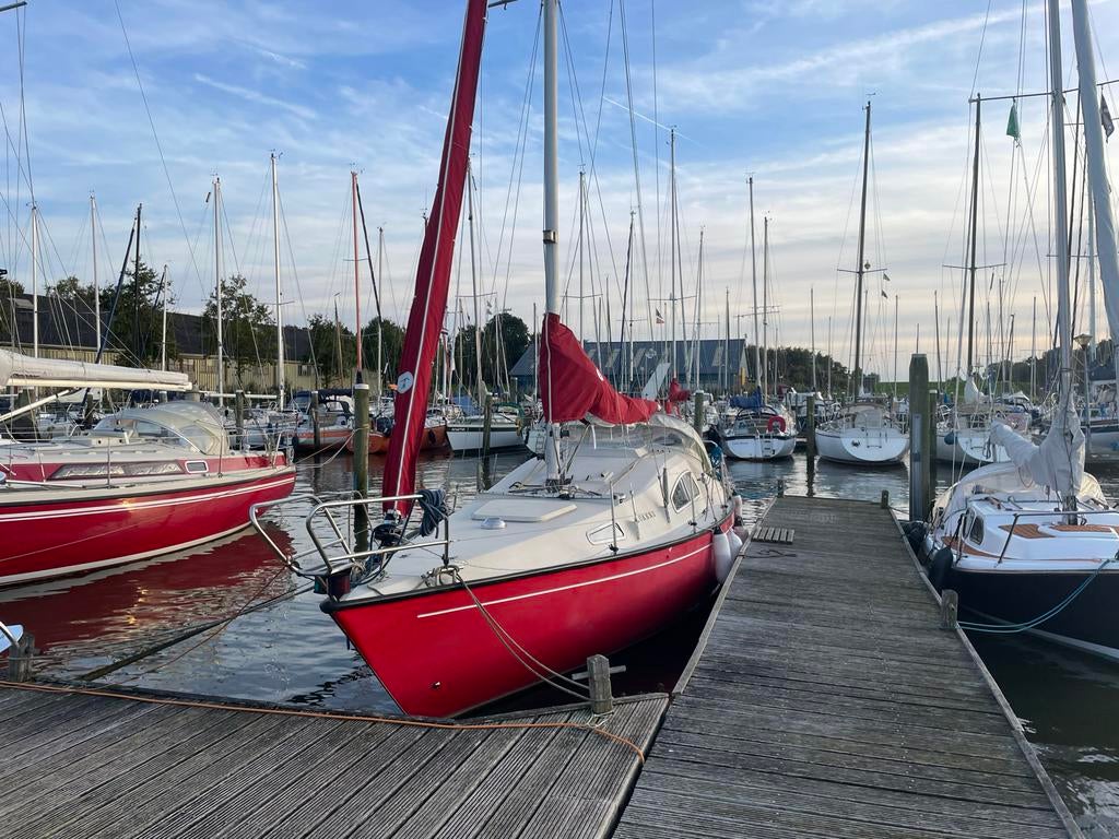 Marieholm 32 met ligplaats tot oktober, Watersport en Boten, Kajuitzeilboten en Zeiljachten, Ophalen, 10 m, Gebruikt, Binnenboordmotor
