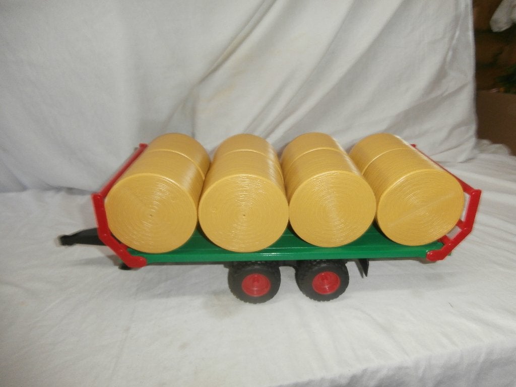 Bruder  ronde balen wagen en accessoires, Ophalen, Zo goed als nieuw