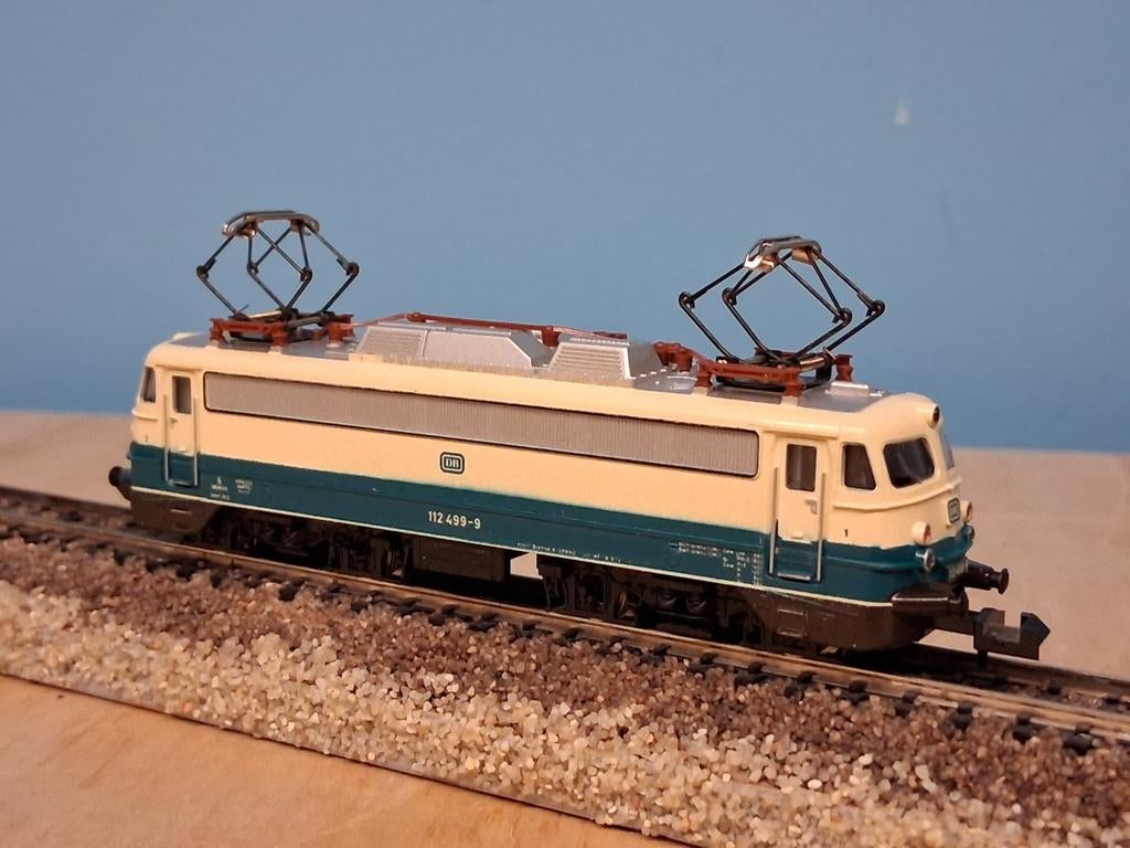 Minitrix elektrische locomotief BR 112 N-spoor, Gebruikt, Trix, Ophalen of Verzenden, Analoog