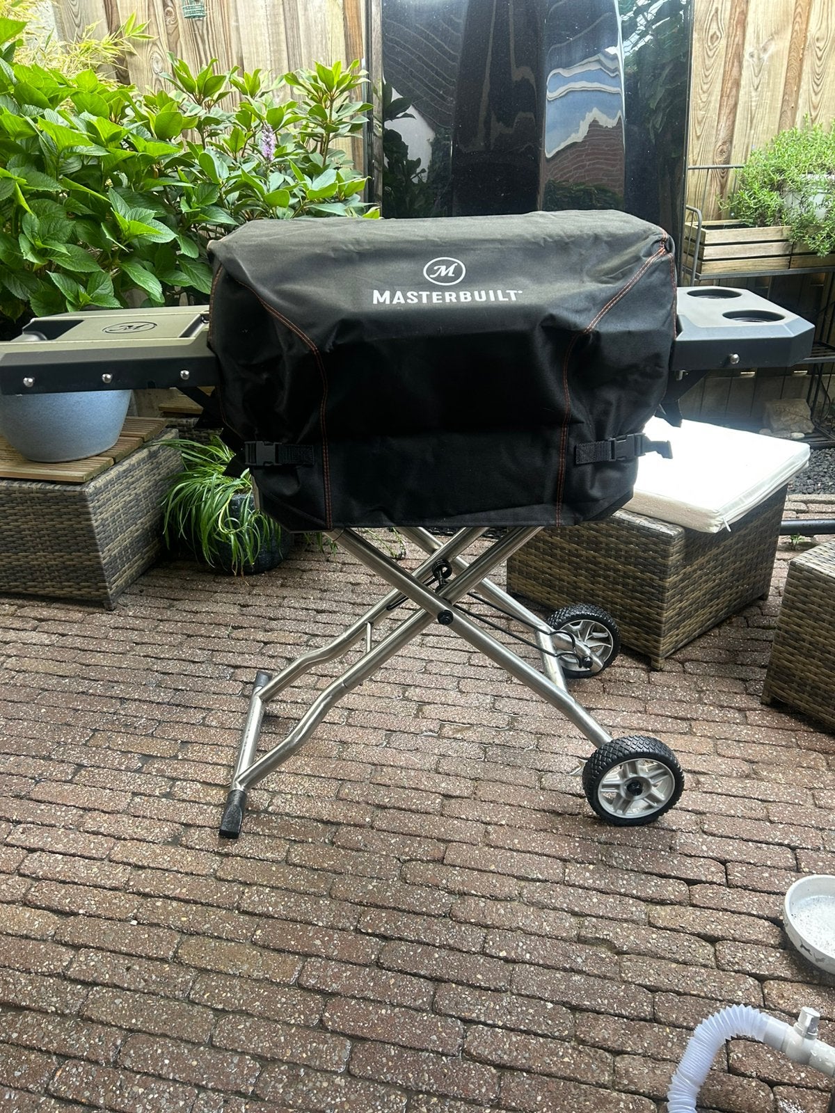 Masterbuilt Portable Nieuw met hoes, Tuin en Terras, Houtskoolbarbecues, Ophalen, Zo goed als nieuw
