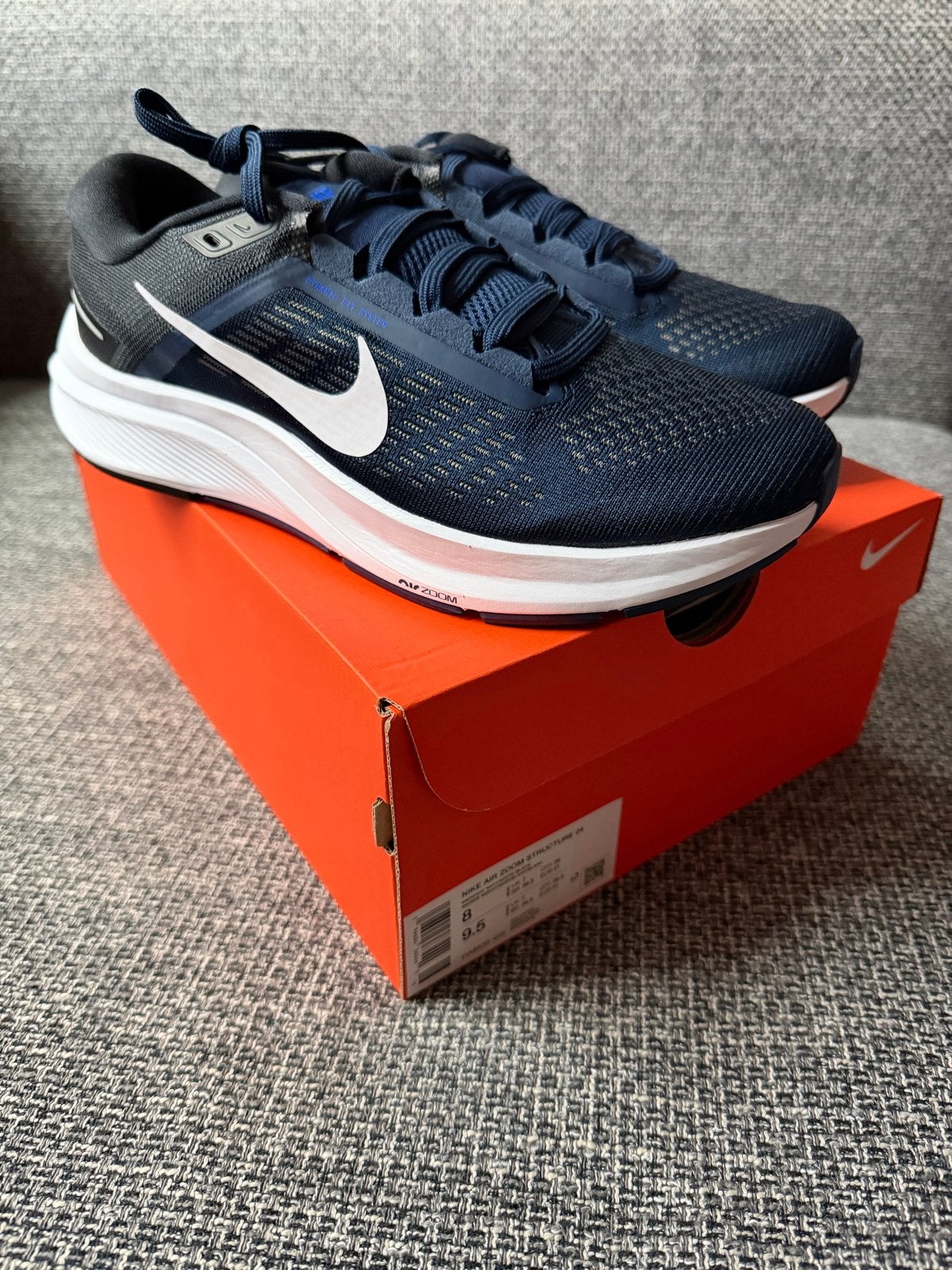 Nike Air Zoom Structure 24 - Maat 41 - Nieuw in doos, Kleding | Heren, Schoenen, Blauw, Nieuw, Ophalen of Verzenden, Sneakers of Gympen