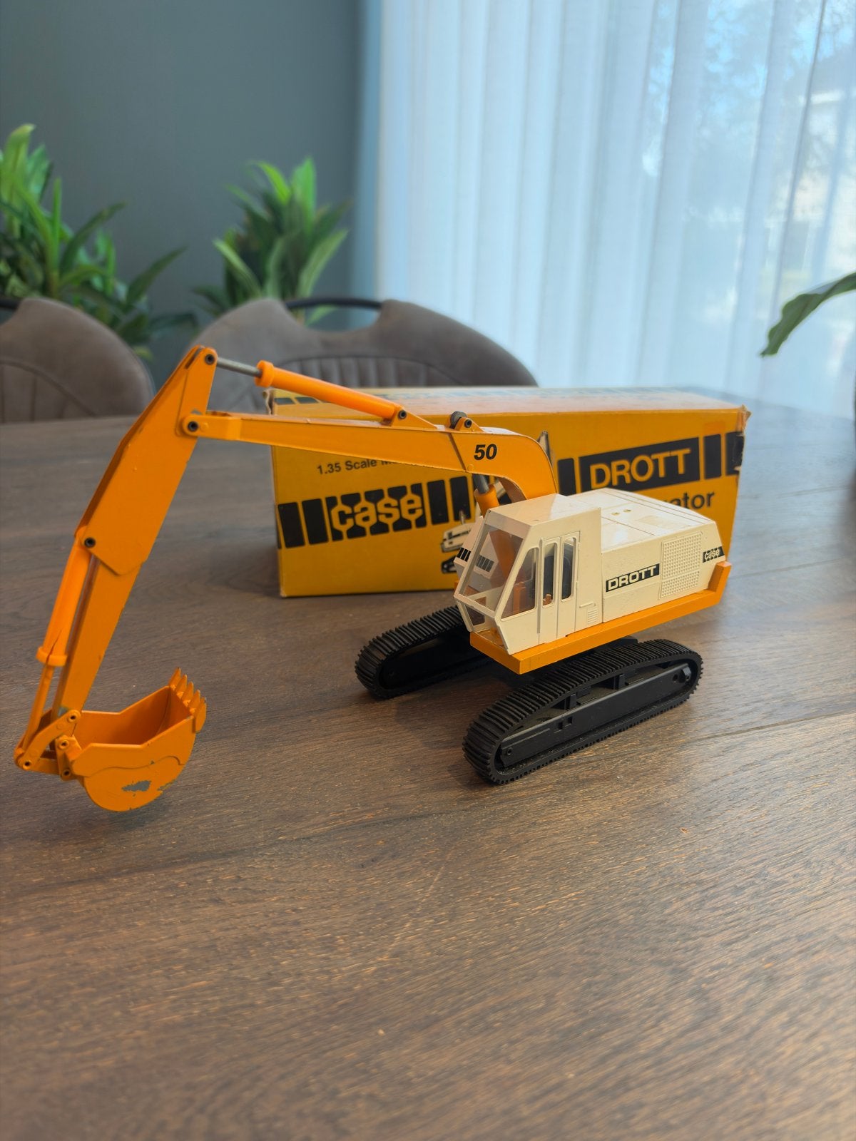 Case Drott 50 Excavator 1 op 35 Conrad N2960 Made in Germany, Ophalen of Verzenden, Zo goed als nieuw, Bus of Vrachtwagen, Conrad
