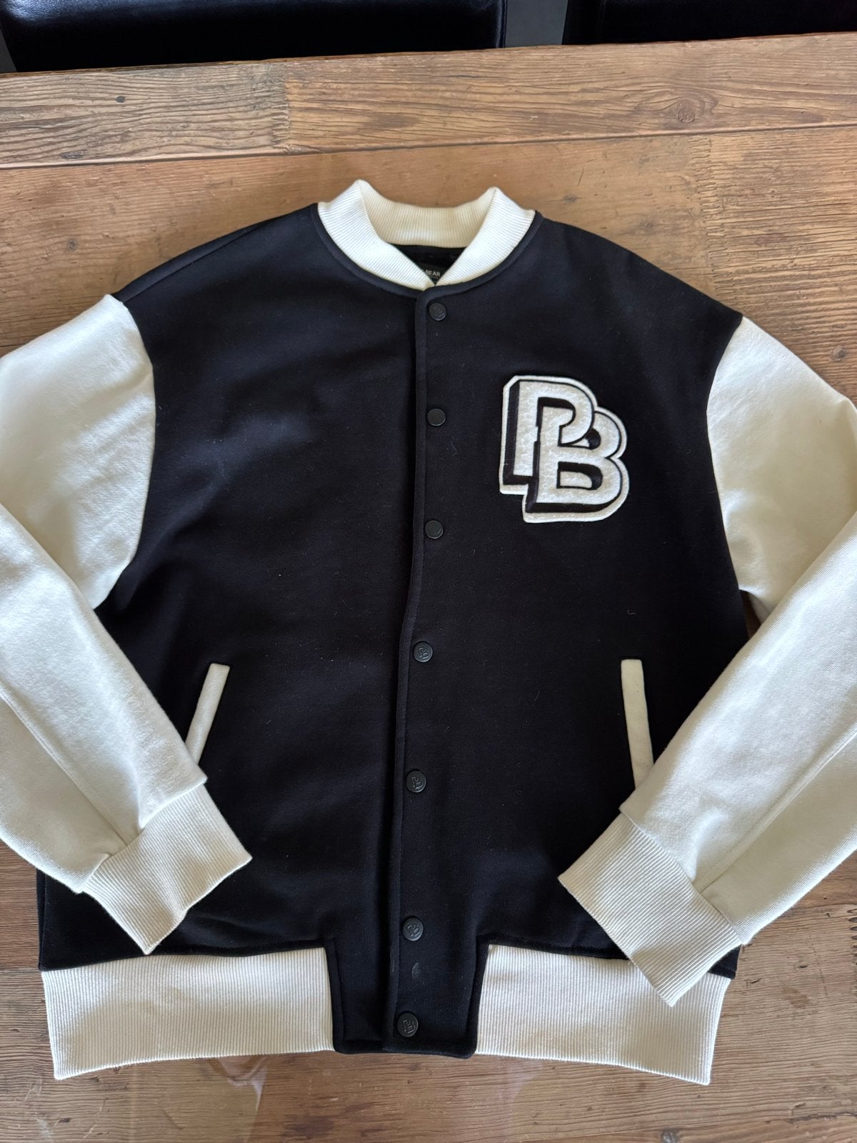 PULL&BEAR Varsity Jack Maat M, Ophalen of Verzenden, Zo goed als nieuw, Maat 48/50 (M), Zwart