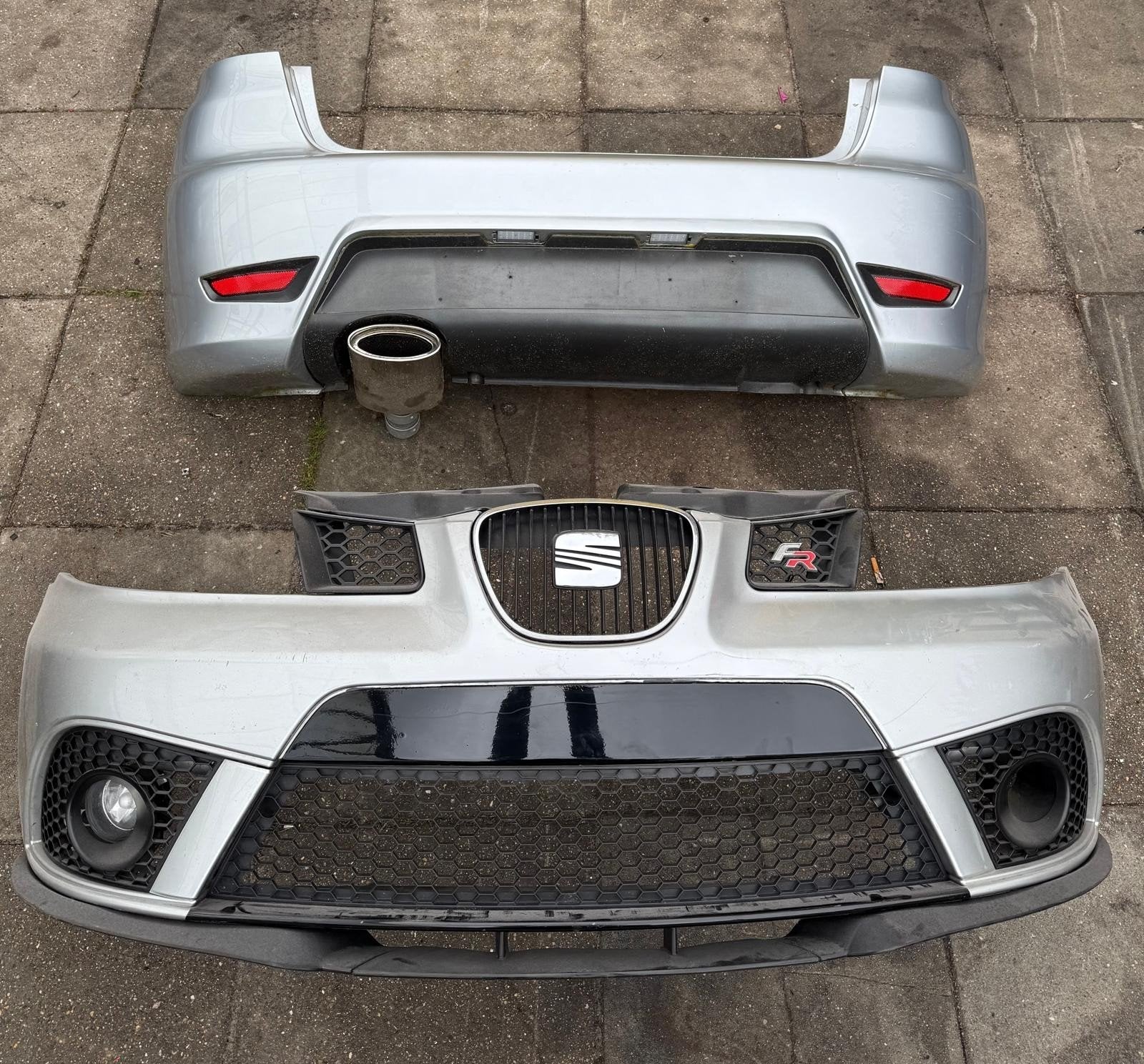 Cupra Bumpers Seat Ibiza 6L - Voor en Achter, Ophalen, Gebruikt, Bumper, Voor
