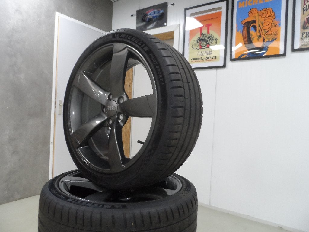 19 inch Audi A4 rotor zomer velgen set in top conditie, 19 inch, Info@michelin.com, Gebruikt, 255 mm