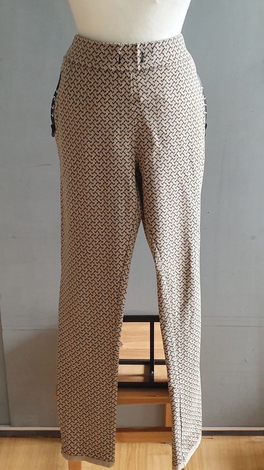 ZOSO broek, Maat 38/40 (M), Beige, Ophalen of Verzenden, Zo goed als nieuw