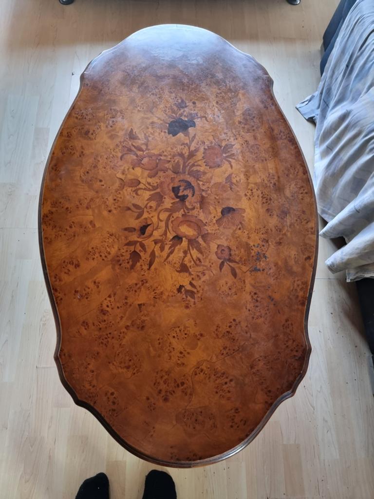 Antieke salontafel, Ophalen