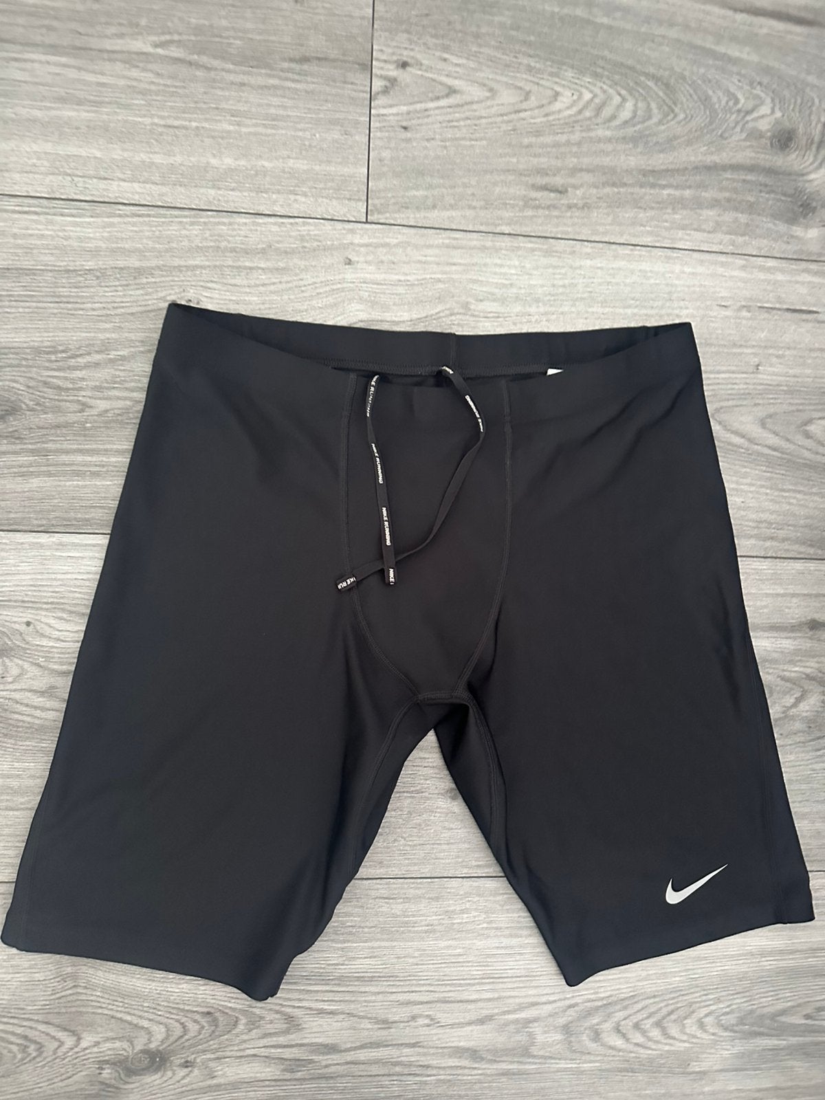 Nike runinng korte broek XL, Verzenden, Zo goed als nieuw, Maat 56/58 (XL)