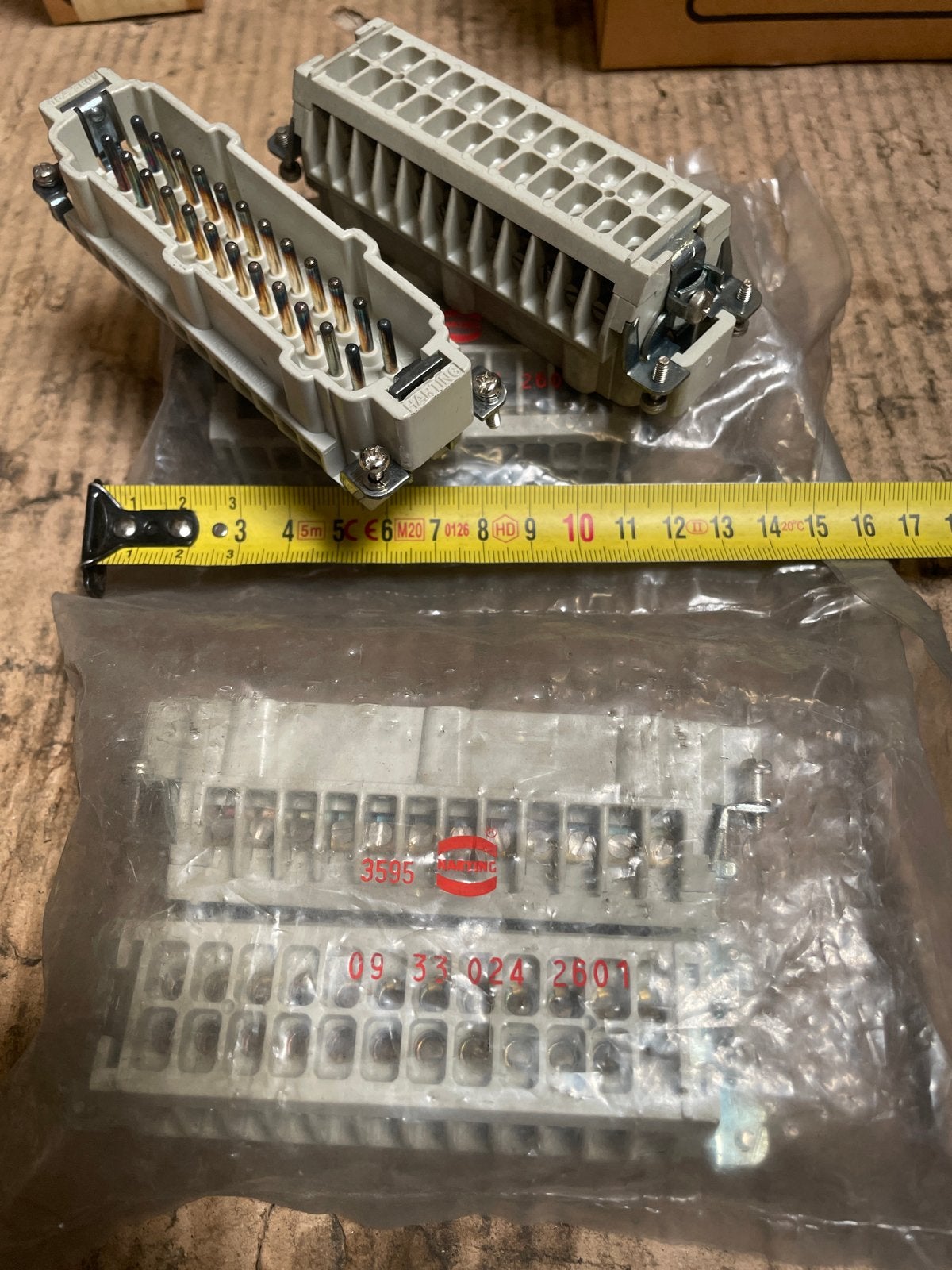 6 stuks Nieuwe Harting Han 24E connectoren, Ophalen, Nieuw, Stekker
