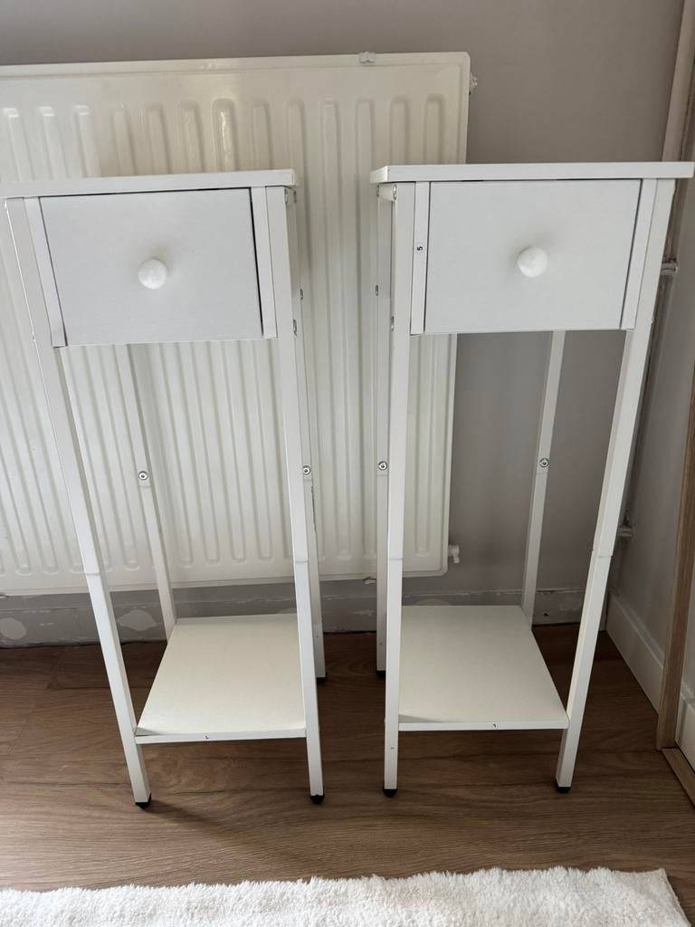 Hoge nachtkastjes, Ophalen of Verzenden, Zo goed als nieuw, Minder dan 45 cm