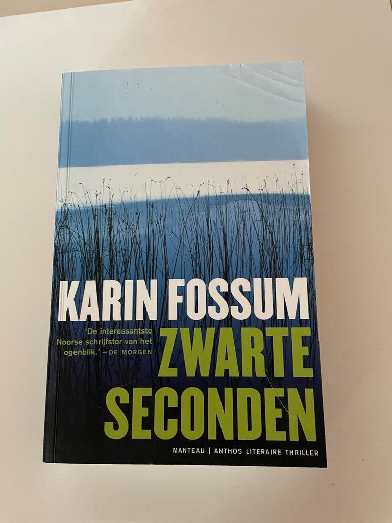 Karin Fossum - Zwarte Seconden (Literaire thriller), Ophalen of Verzenden, Zo goed als nieuw, Scandinavië