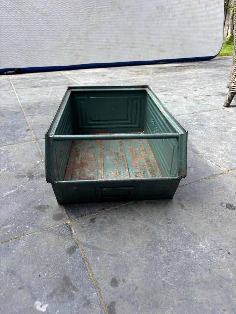 4 stuks vintage magazijnbakken - Lager-Fix 2, Huis en Inrichting, Overige Huis en Inrichting, Ophalen