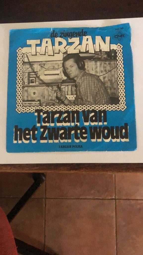 De Zingende Tarzan – Tarzan Van Het Zwarte Woud, Ophalen of Verzenden, Zo goed als nieuw, Overige formaten, Levenslied of Smartlap