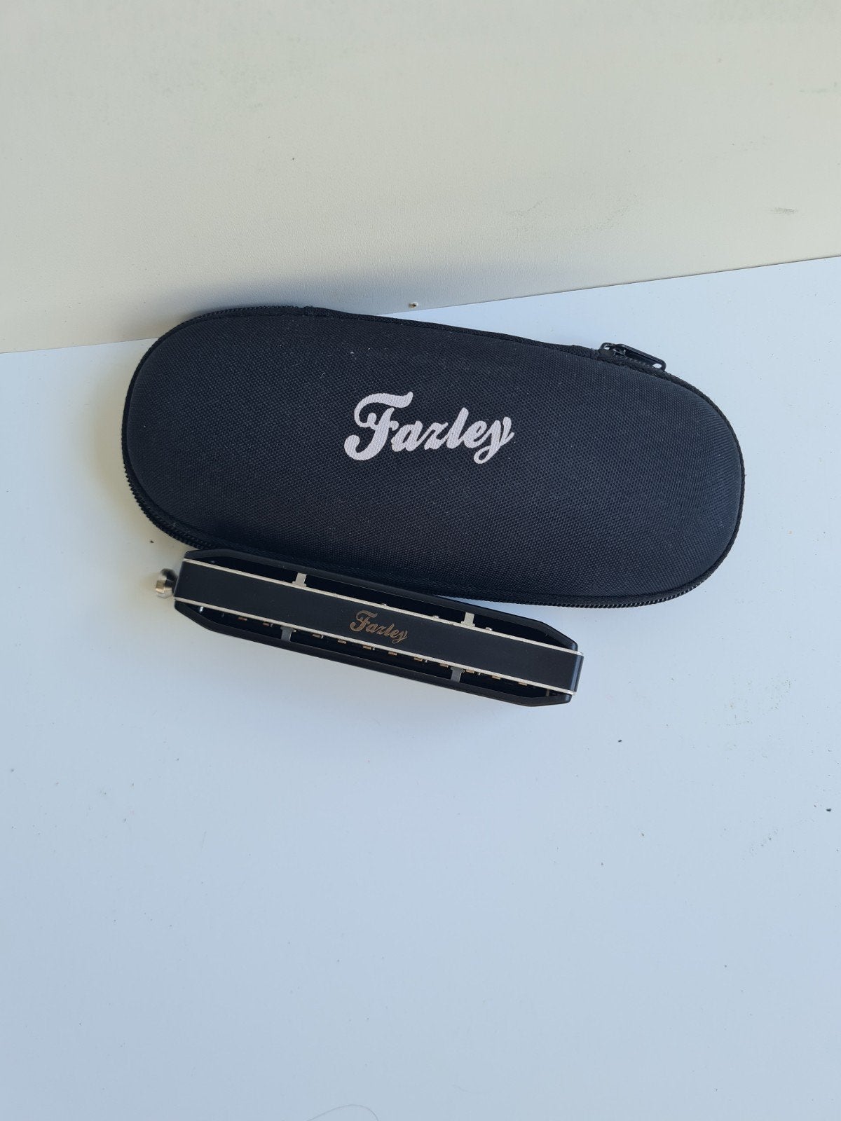Fazley 12 Chromatische Mondharmonica met Etui, Verzenden