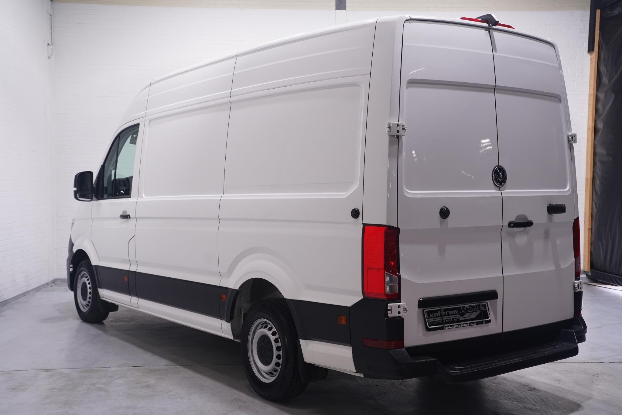 Volkswagen Crafter 2.0 TDI 177 pk DSG Aut. L3H3 Navi, Camera, Stof, Gebruikt, 4 cilinders, Volkswagen
