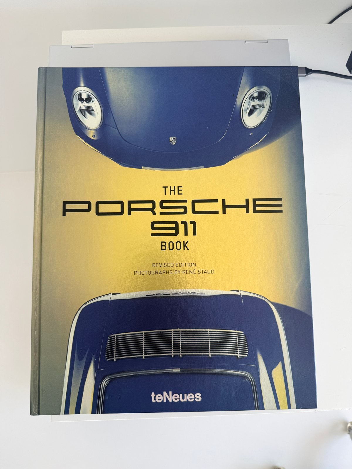 TeNeues Porsche 911 boek, Boeken, Ophalen of Verzenden, Zo goed als nieuw, Porsche