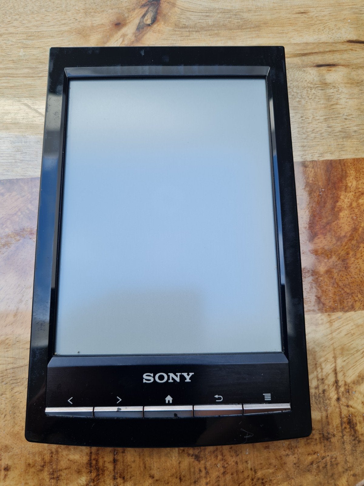 Sony PRS-T1 e-reader met hoes en stylus, Gebruikt, 6 inch of minder, Ophalen of Verzenden, 4 GB of minder