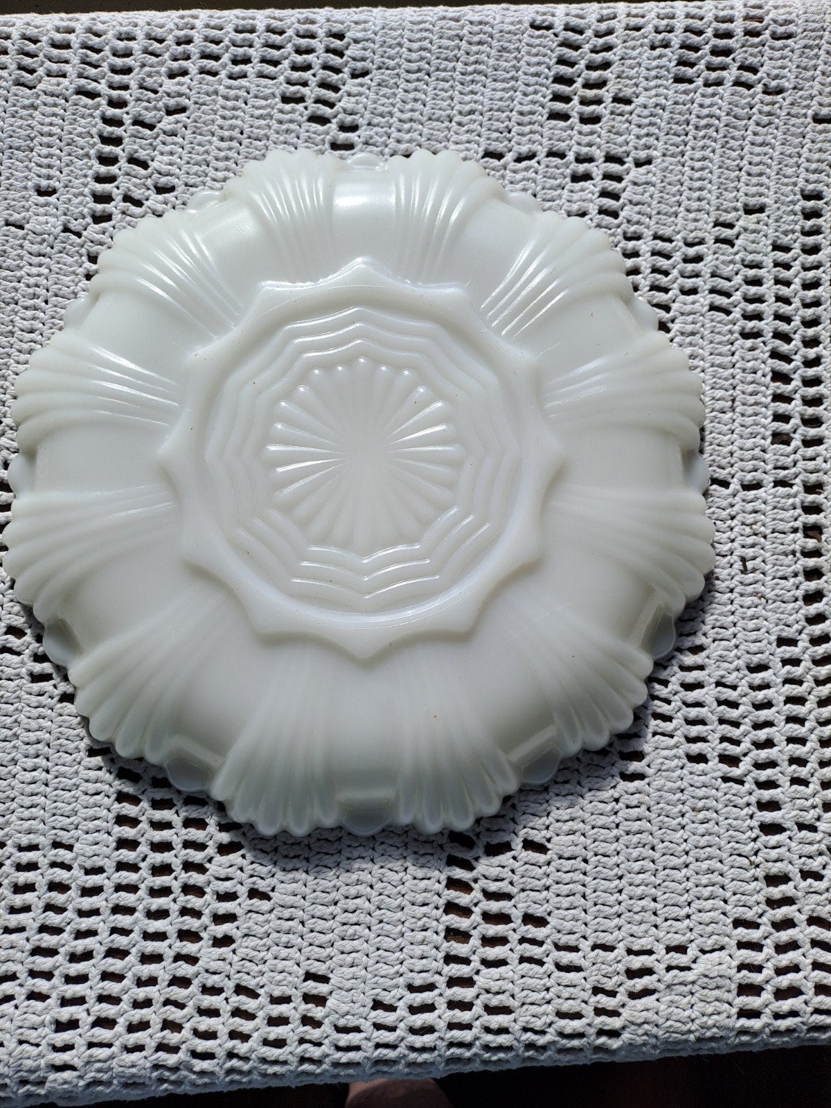 Vintage Melkglas Schaal - Elegant Design, Antiek en Kunst, Ophalen of Verzenden