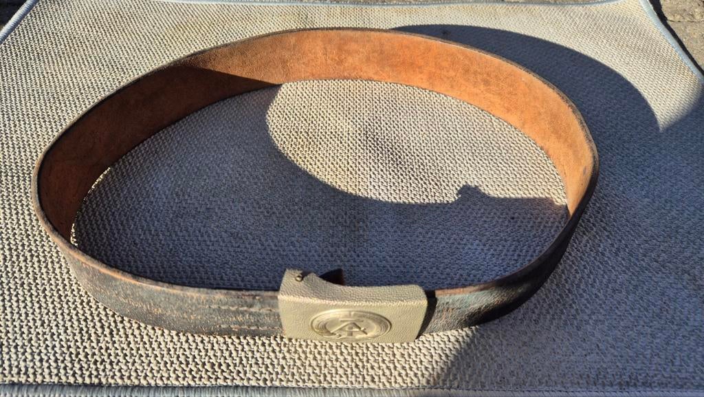 DDR Koppelriem met gesp - Origineel Oost-Duitsland, Ophalen of Verzenden, Landmacht, Duitsland, Kleding of Schoenen