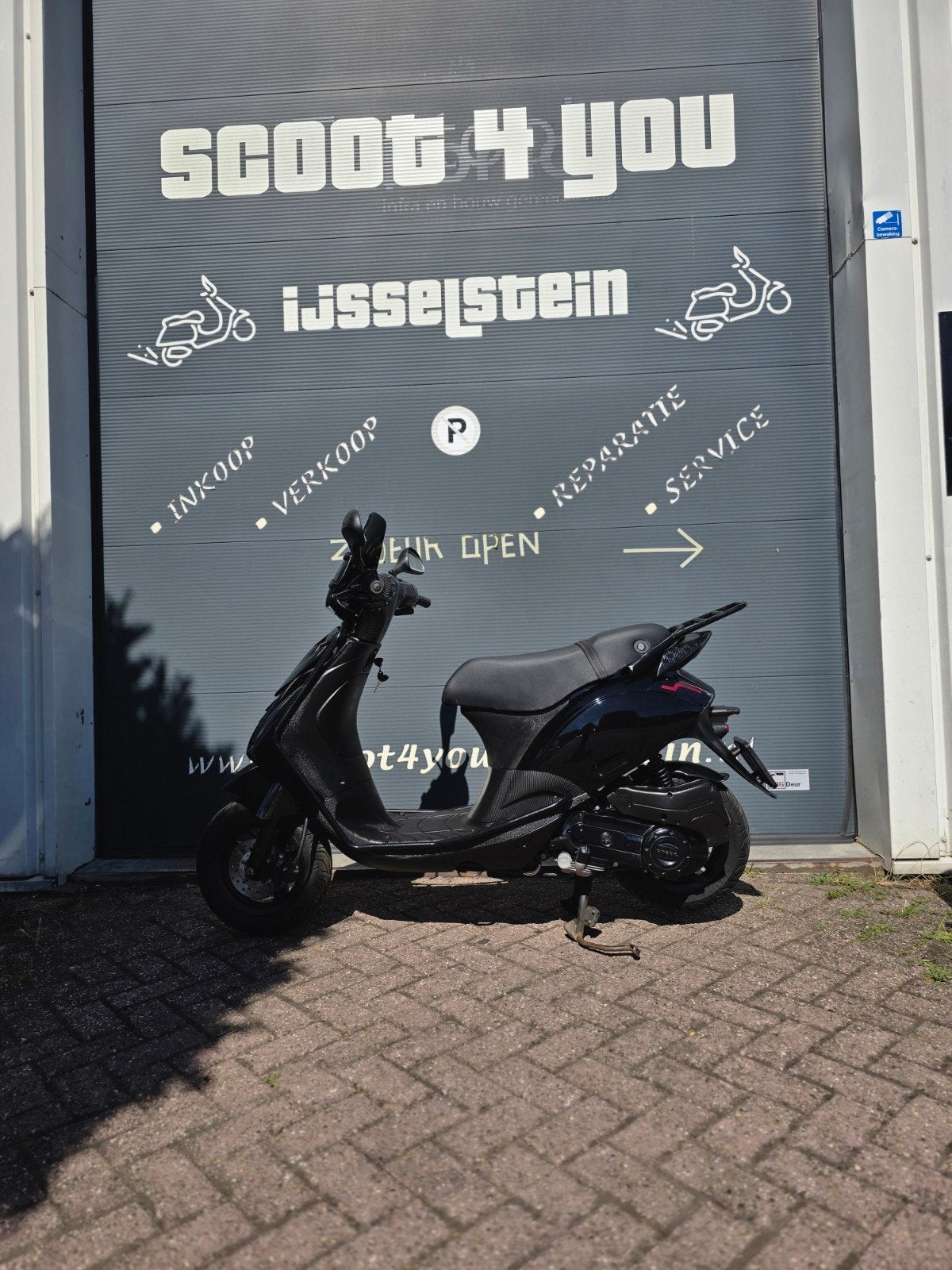 PIAGGIO ZIP 4T 2020  BLACK ON BLACK FULL OPTION GARANTIE!, Ophalen, Zo goed als nieuw, Benzine
