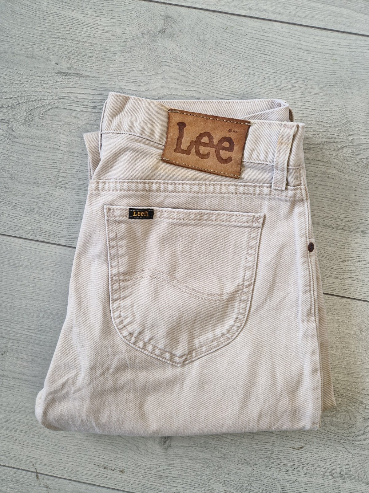 Prachtige beige vintage Lee broek straight leg, Kleding | Dames, Maat 38/40 (M), Verzenden, Beige, Lee