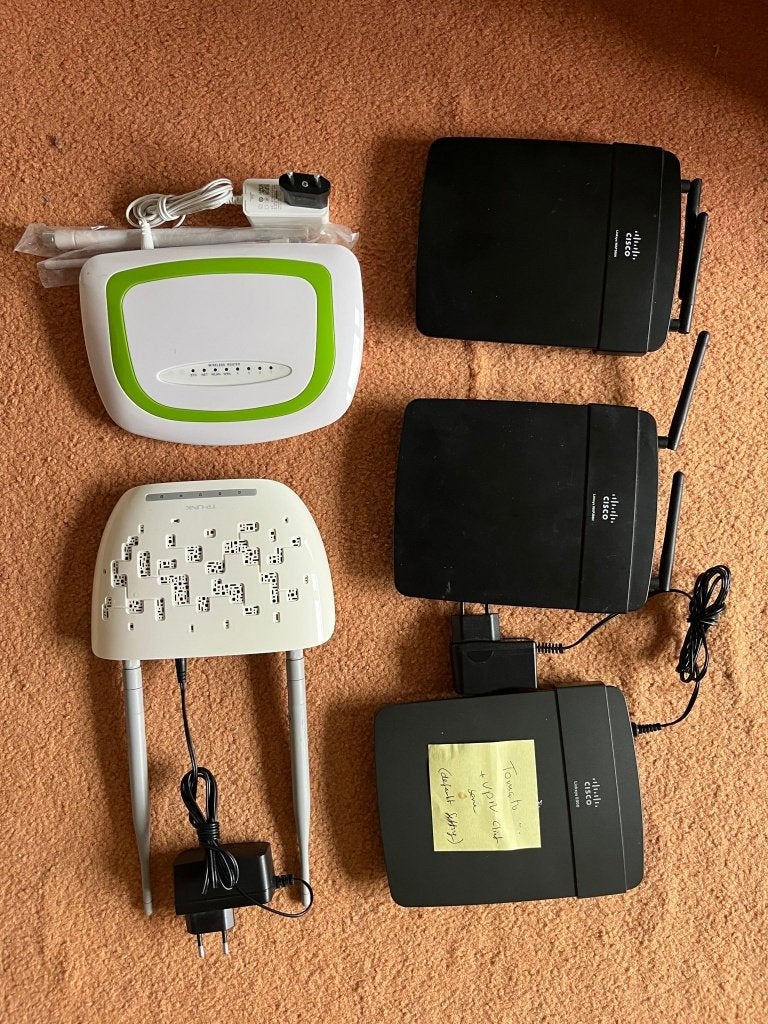 Diverse routers en modems (Cisco, TP-Link), Computers en Software, Ophalen of Verzenden, Gebruikt