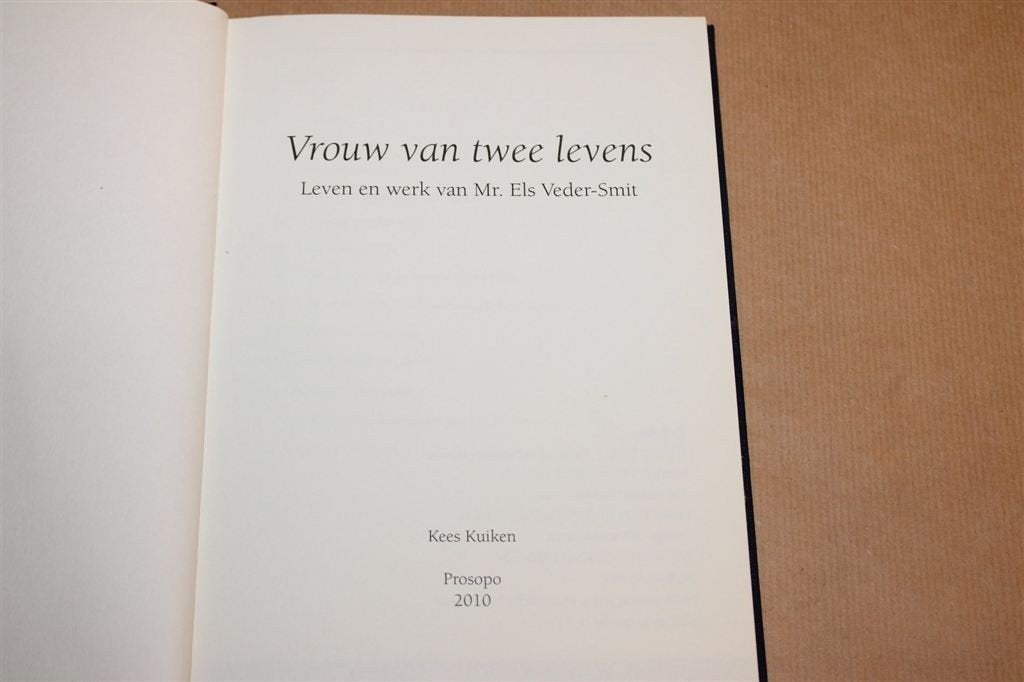 Vrouw van Twee Levens — Els Veder-Smit, Memoria 2, Opl. 300, Ophalen of Verzenden, Gelezen, Nederland