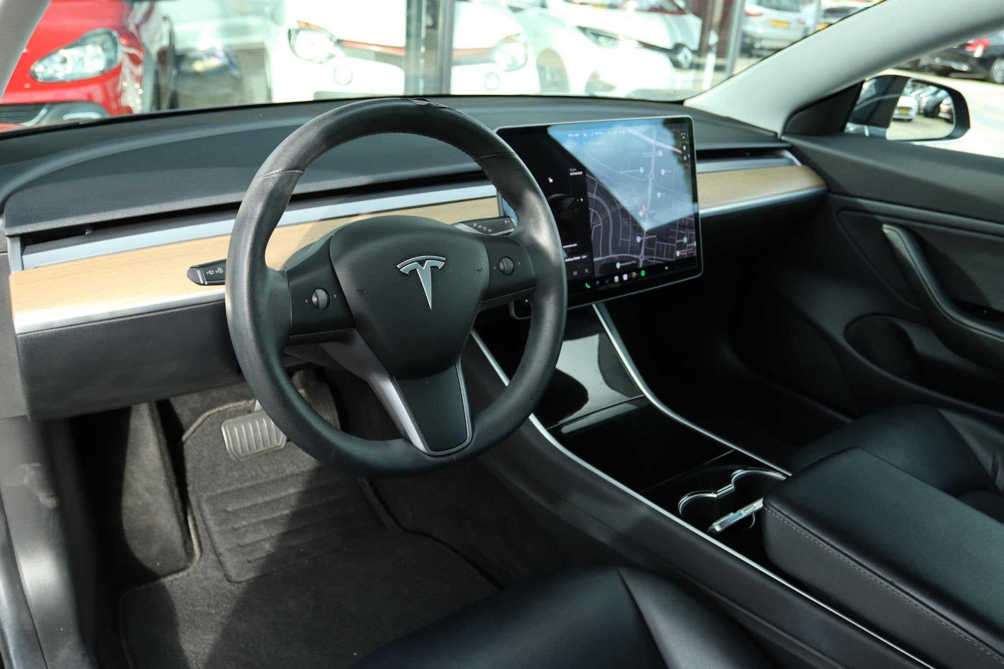 TESLA MODEL 3 STANDARD RWD PLUS 60 KWH SOH | AUTOPILOT | PAN, Auto's, Automaat, 238 pk, Gebruikt, Zwart