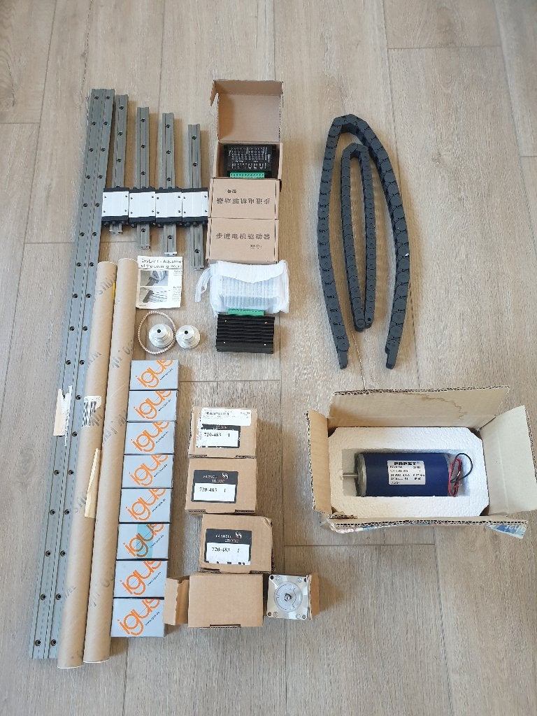 CNC onderdelen, Ophalen, Zo goed als nieuw