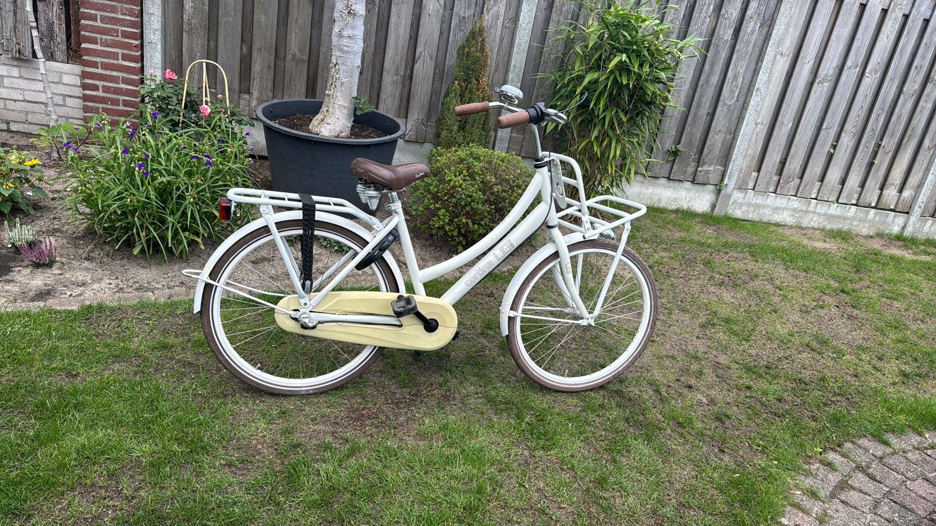 24 inch Cortina meisjesfiets met 3 versnellingen, Ophalen of Verzenden, Gebruikt, 20 inch of meer