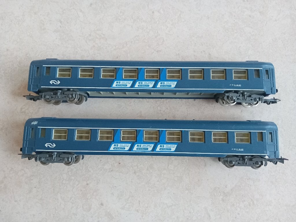 H0#487 2x Jouef 7351 NS rijtuigen., Gebruikt, Gelijkstroom, Jouef, Wagon
