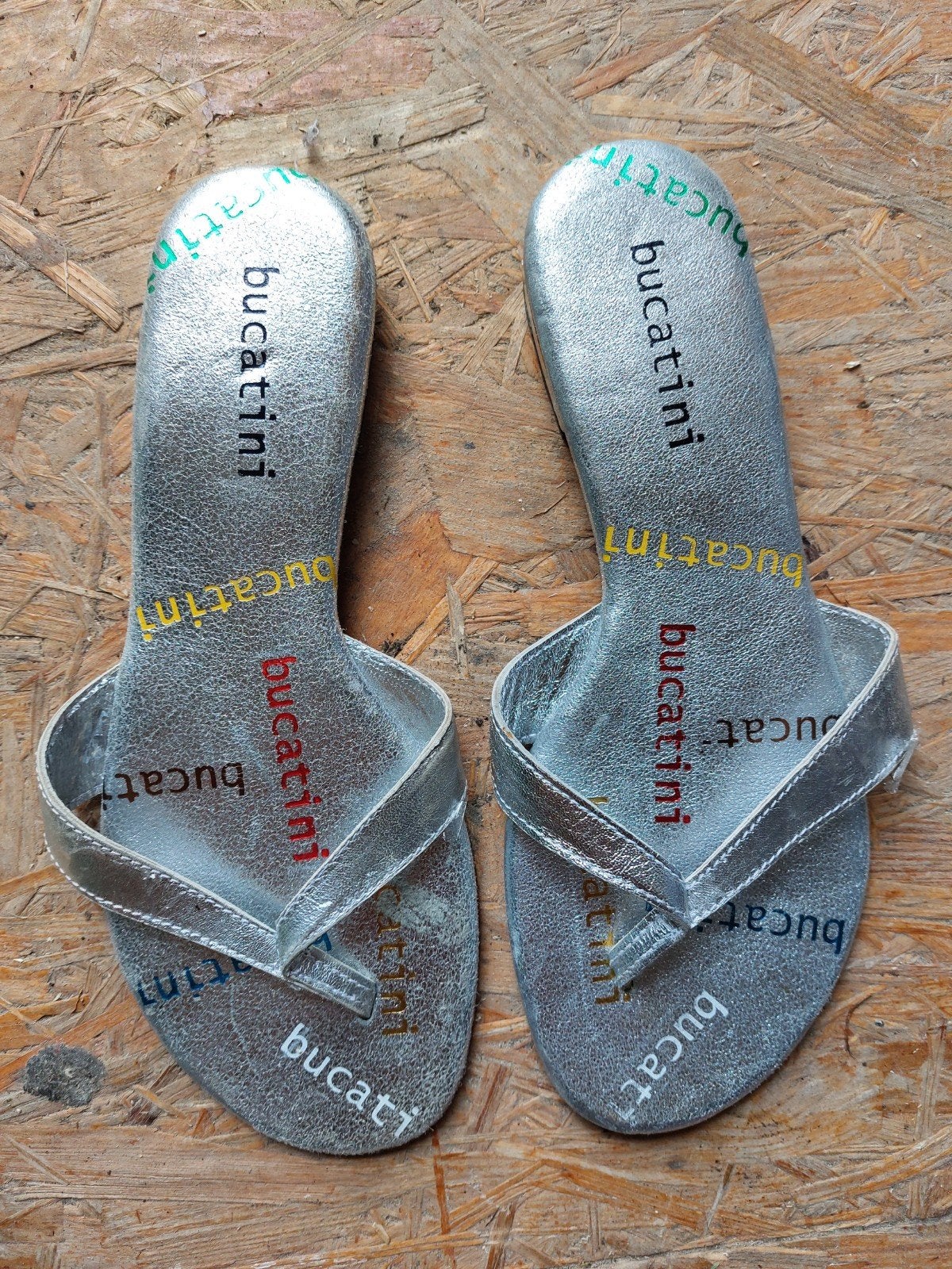 Bucatini zilveren sandalen, Kleding | Dames, Overige kleuren, Bucatini, Gedragen, Sandalen of Muiltjes