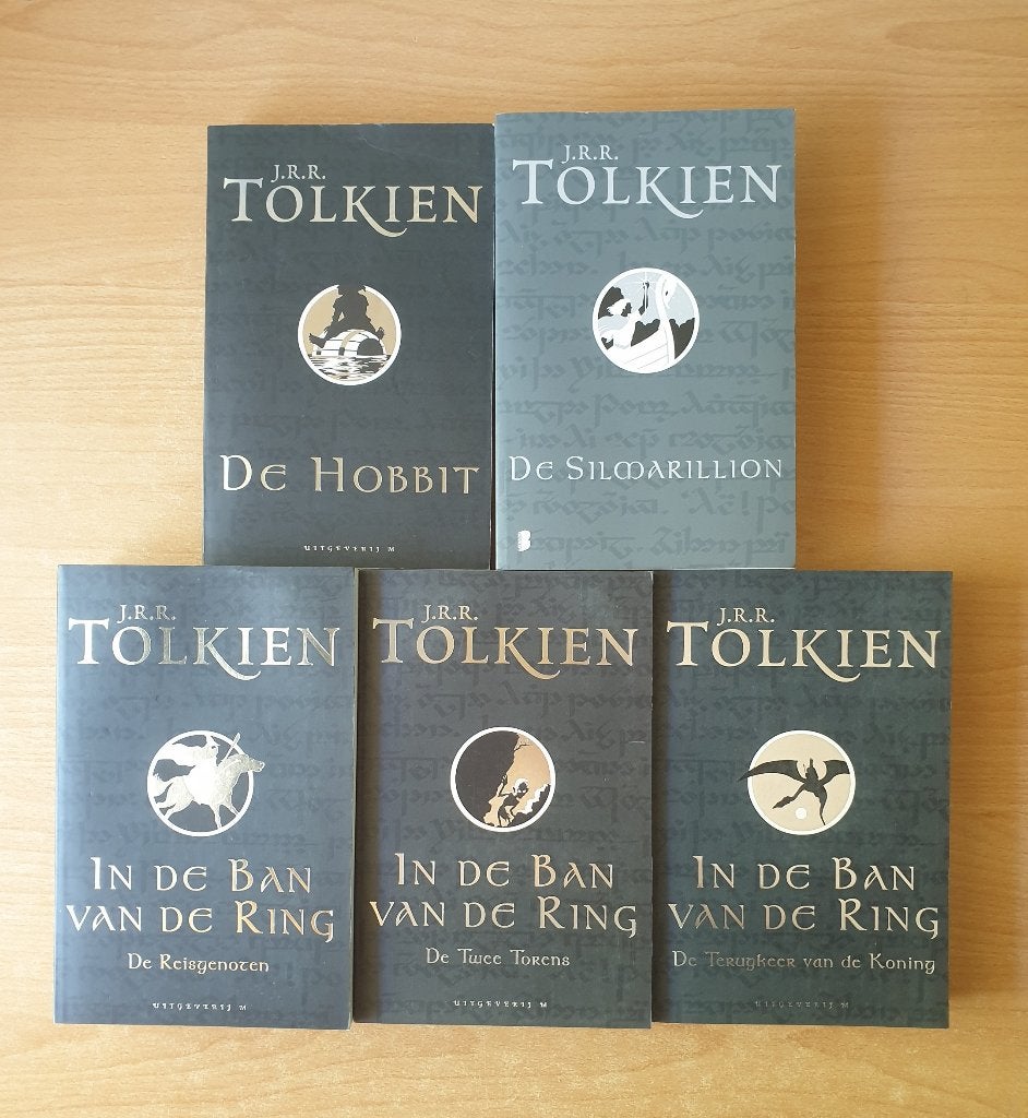 J. R. R. Tolkien - Hobbit & Ban van de Ring & Silmarillion, Verzenden, Gelezen, J. R. R. Tolkien