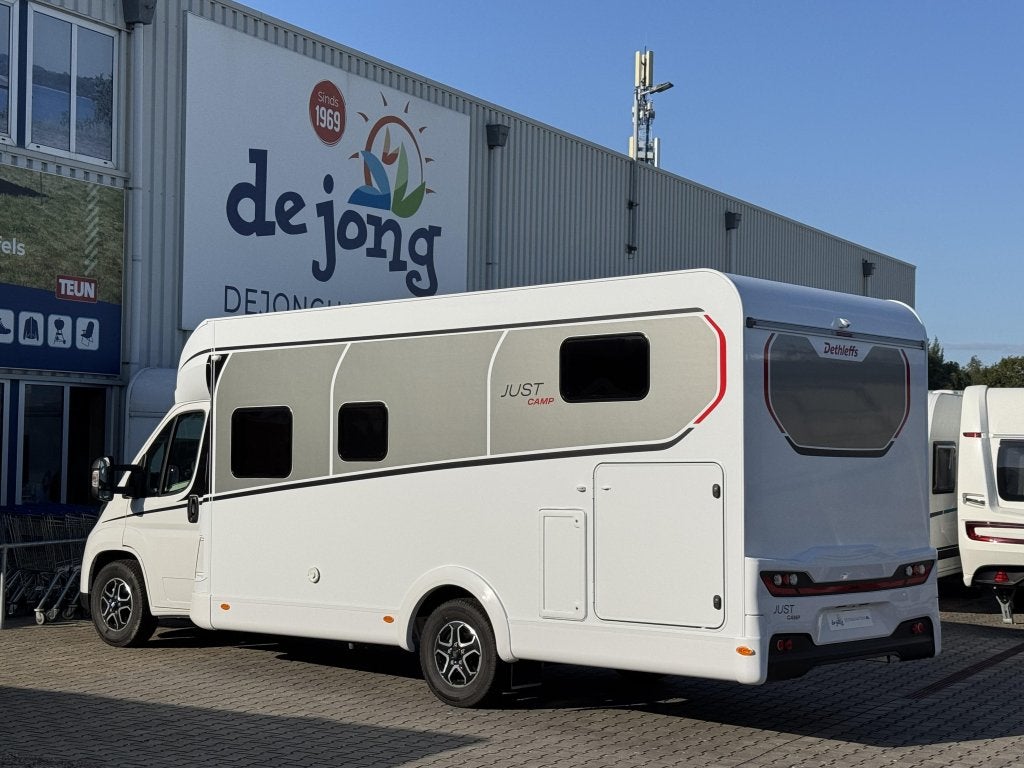 Dethleffs Just Camp T 7052 EB - Model 2027 - Hefbed -, Caravans en Kamperen, Automaat, Koelkast, Ringverwarming, 7 tot 8 meter