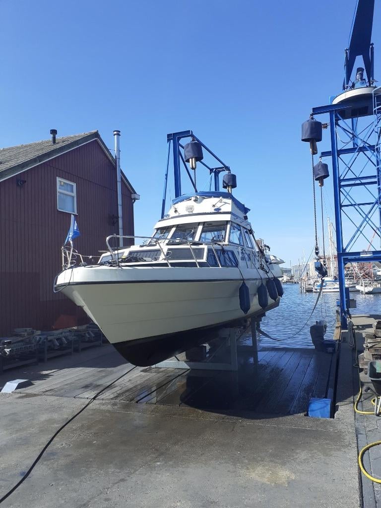 Kruizer [polyester kruizer flybridge bmw diesel], Albert Heijn, Ophalen of Verzenden