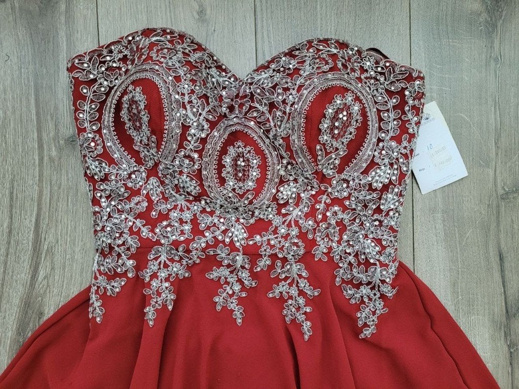 Rode Strapless Galajurk met Geborduurd Kant – M, Maat 38/40 (M), Galajurk, Nieuw, Rood