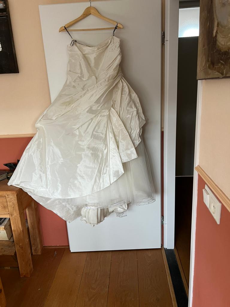 Trouwjurk, Ophalen of Verzenden, Gedragen, Overige kleuren, Trouwjurk