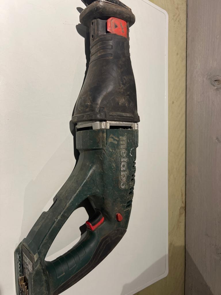 Metabo Reciprozaag ASE 18 LTX - Gebruikt, N, 70 mm of meer, Ophalen of Verzenden, N