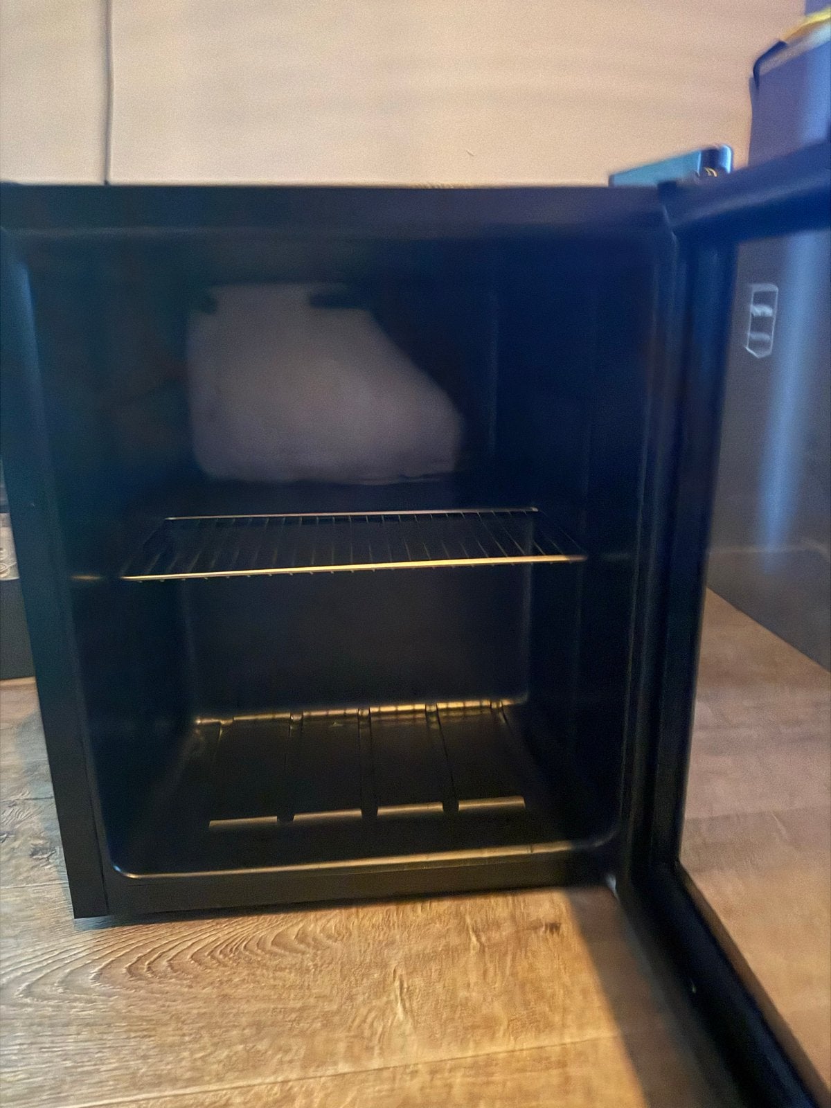 Mini koelkast 50x50x40 cm - Compact en handig, Witgoed en Apparatuur, Ophalen, Minder dan 85 cm, Minder dan 75 liter, 45 tot 60 cm