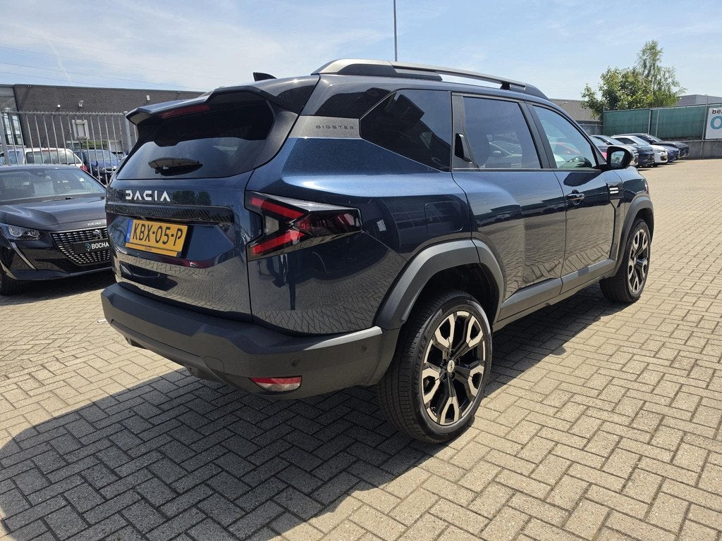 Dacia Bigster 1.8 Hybrid 155 Limited Edition | 360º Camera, Auto's, Stof, Gebruikt, Met garantie (alle), Blauw
