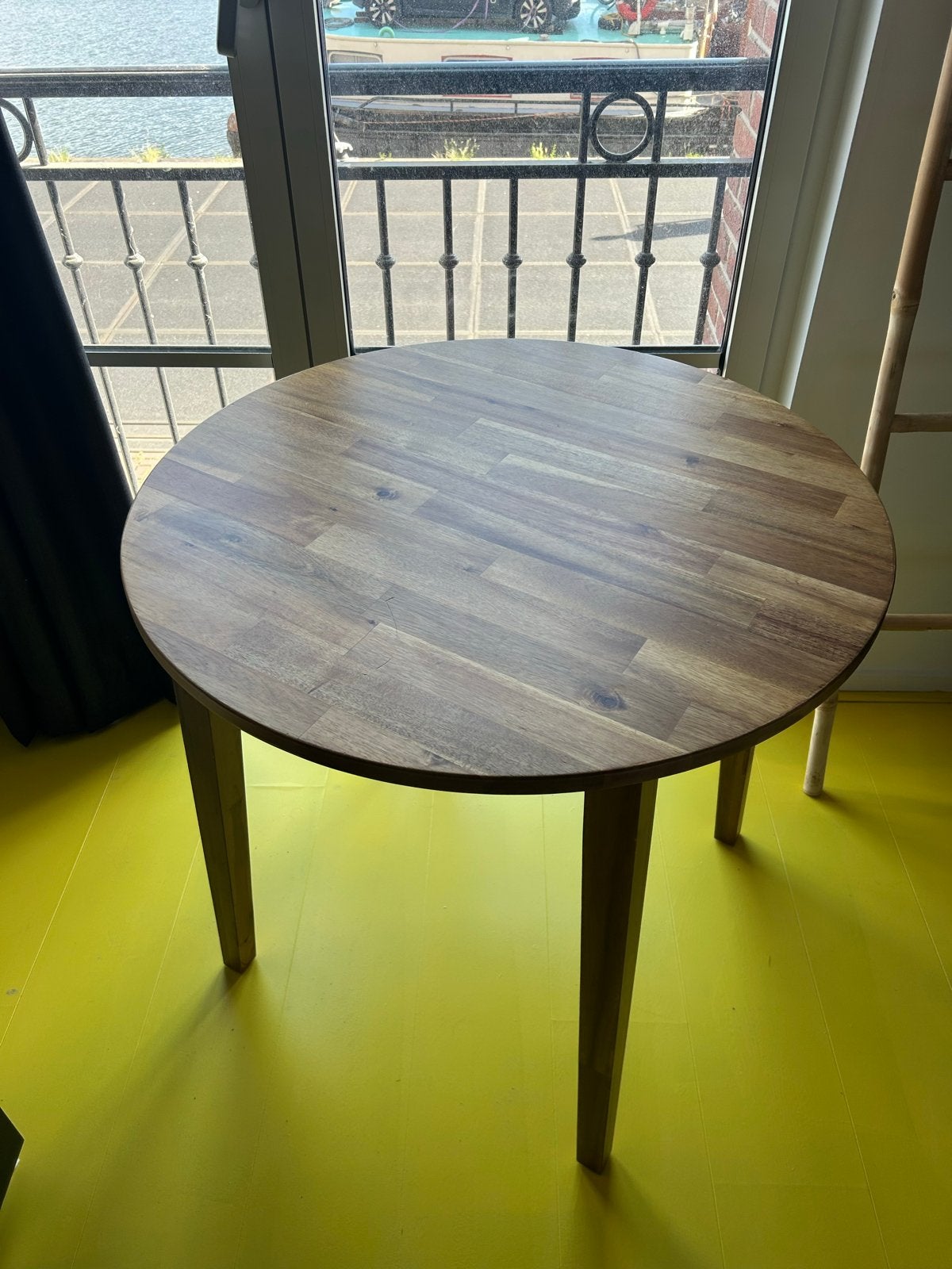 IKEA NACKANÄS ronde houten tafel - amper gebruikt, 50 tot 100 cm, Rond, Zo goed als nieuw, Vier personen