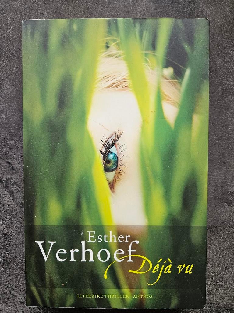 Esther Verhoef - Déjà vu (Literaire thriller), Ophalen of Verzenden, Gelezen, Esther Verhoef, Nederland