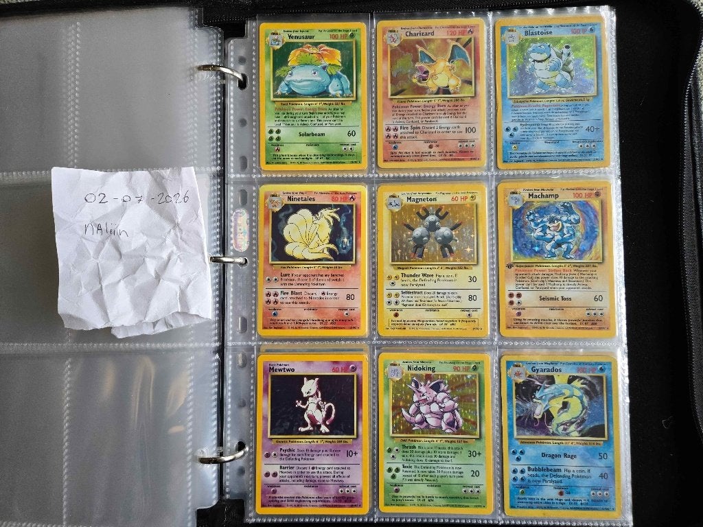 Base set pokemon incl charizard, Ophalen, Gebruikt, Meerdere kaarten, Foil