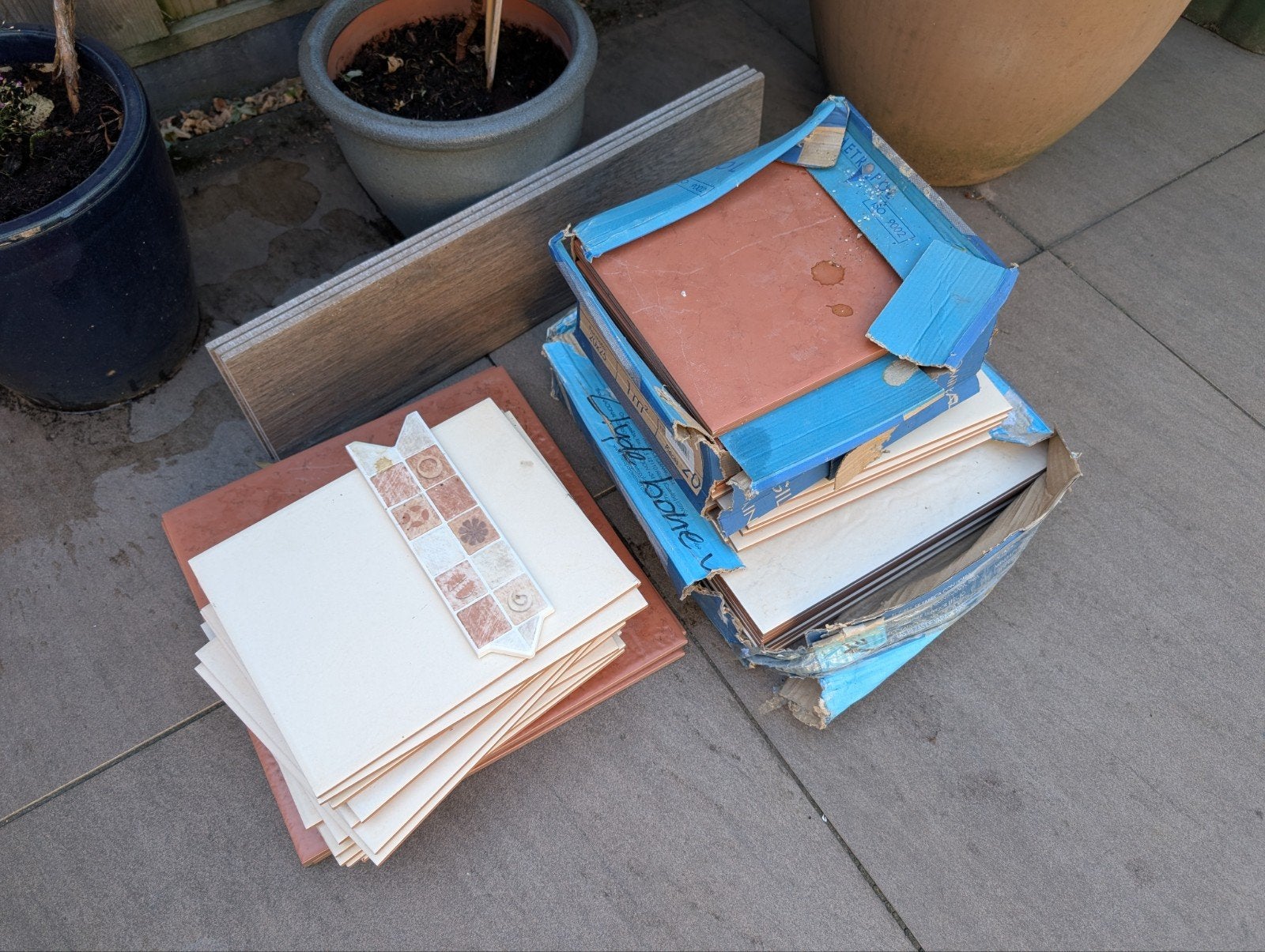 Diverse partij tegels: vloer-, wand- en decoratieve tegels, Ophalen, Keramiek, Zo goed als nieuw, 20 tot 40 cm