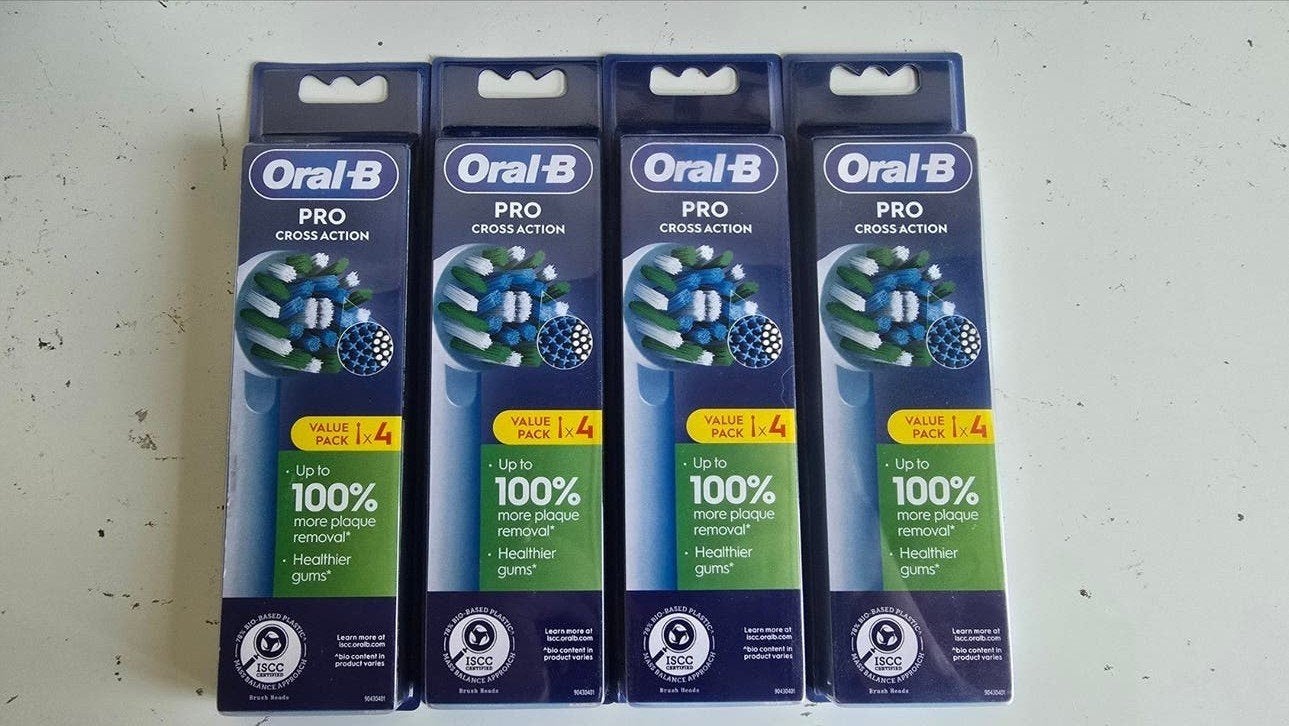 Oral-B CrossAction Opzetborstels - 4x4 stuks, Ophalen of Verzenden, Nieuw