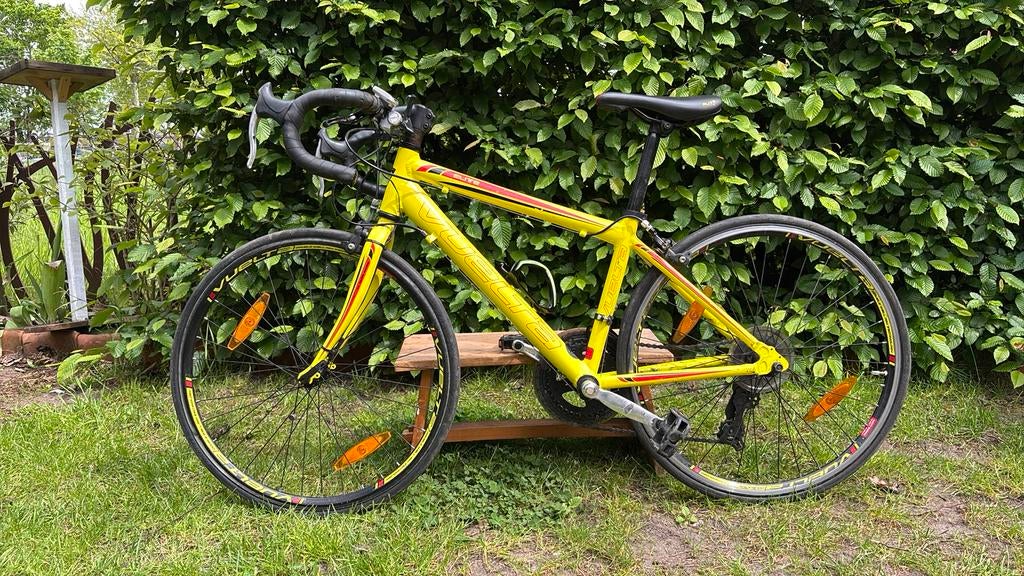 Gele Vuelta lightweight 6061 Kinderracefiets 24 inch, Gebruikt, 10 tot 15 versnellingen, Velgrem, Aluminium