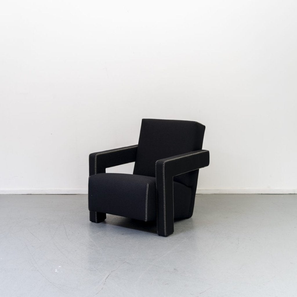 Cassina 637 Fauteuil Zwart Stof, Niet ingevuld, Nieuw, Niet ingevuld, Niet ingevuld